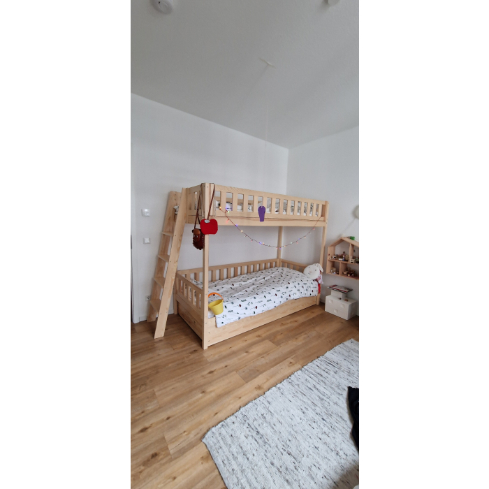 Etagenbett mit Leiter in Essen